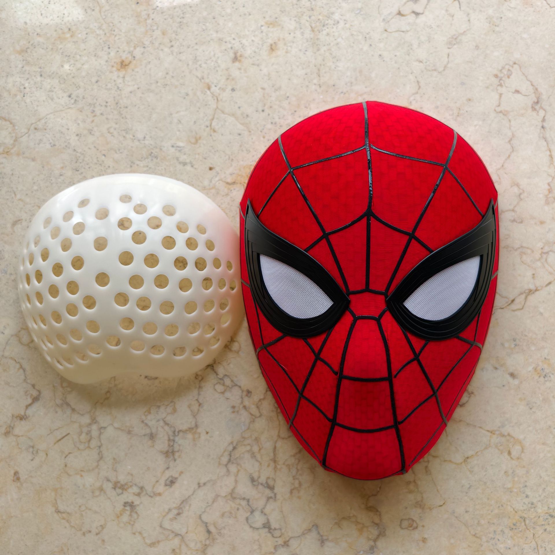スパイダーマン ブランドニューデイ ライフサイズ ウェアラブ - 3D Printing Mask のレビューと価格